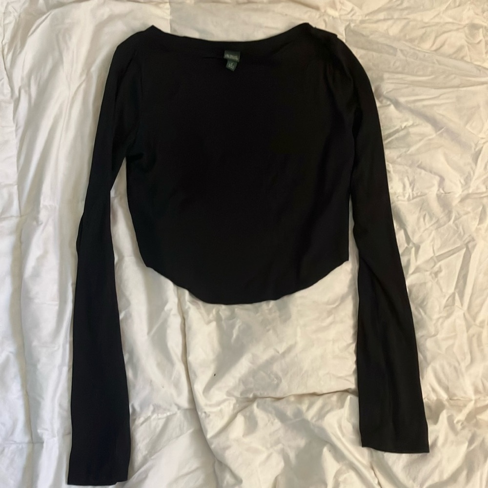 Wild Fable black cropped long sleeve top